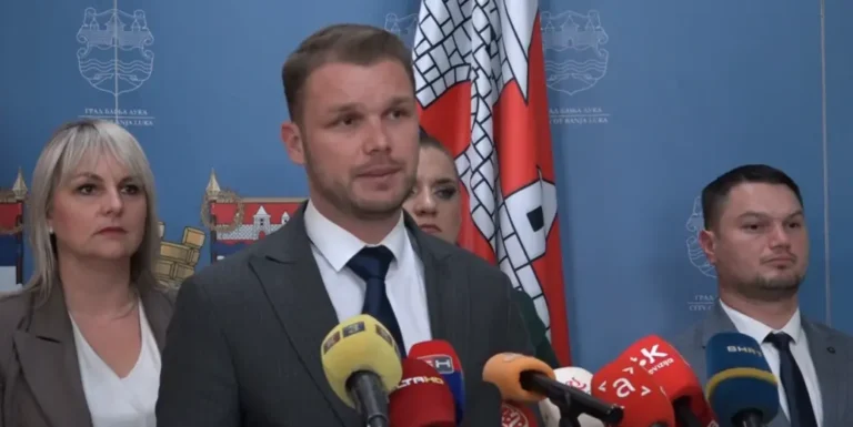 banja-luka-stanivukovic-skupstina