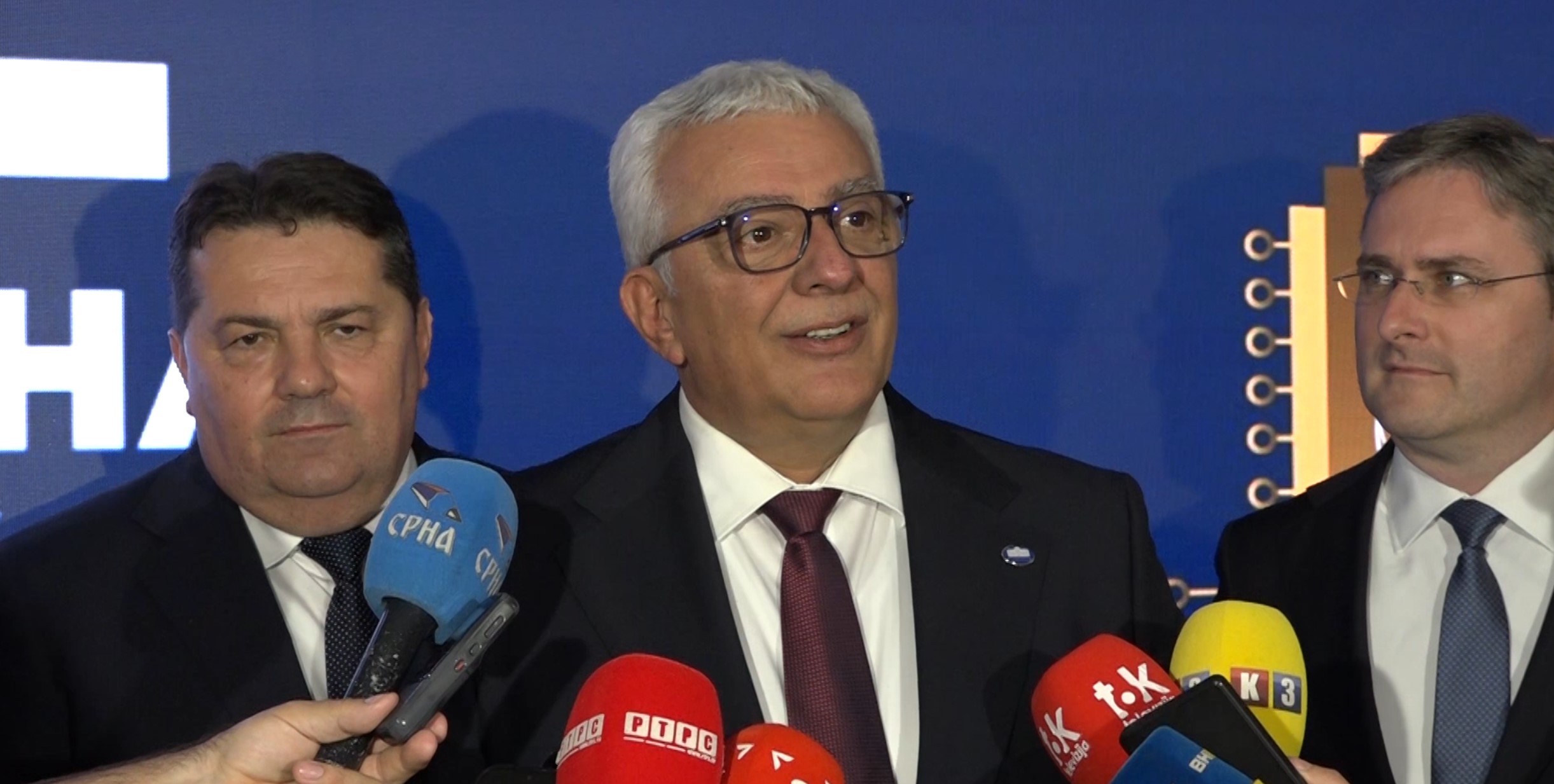 Andrija Mandić i Nenad Stevandić na skupštini Ujedinjene Srpske u Banjoj Luci