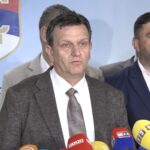 Branko Blanuša predsjednik SDS-a govori na konferenciji za medije nakon sjednice Glavnog odbora stranke.