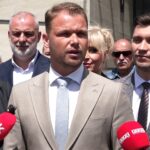 Draško Stanivuković ispred Ustavnog suda Republike Srpske govori o pravima penzionera