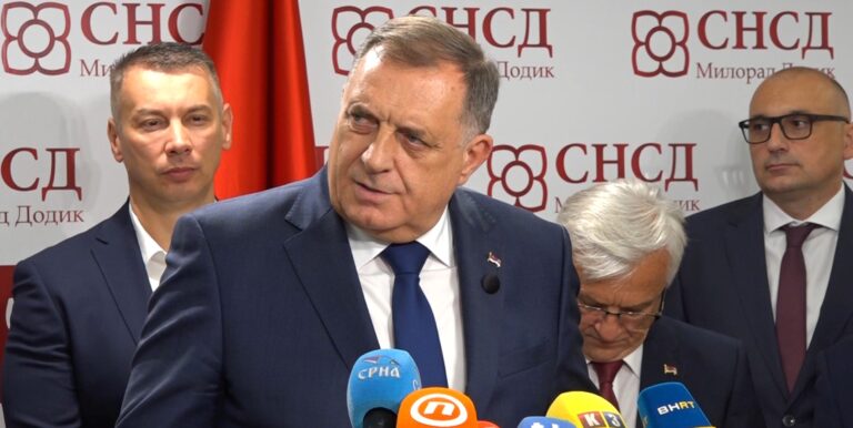Milorad Dodik tokom davanja izjave o imovini i Republici Srpskoj