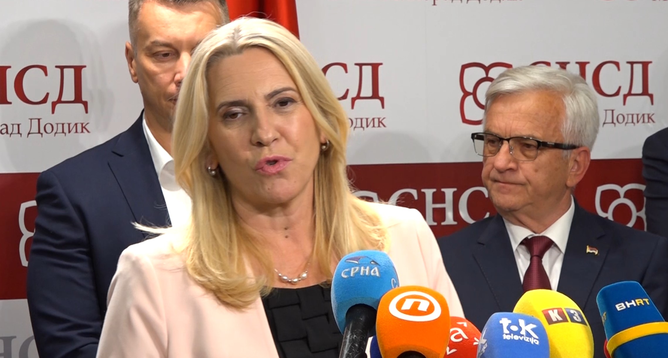 Željka Cvijanović govori na konferenciji za novinare vladajuće koalicije u Republici Srpskoj