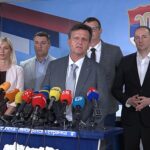 Branko Blanuša, predsjednik SDS-a, tokom davanja izjave o visokom predstavniku i OHR-u u BiH.