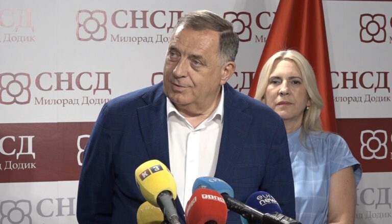 Milorad Dodik tokom davanja izjave o Haškom tribunalu