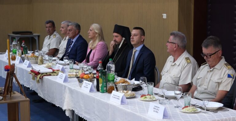 Obilježavanje krsne slave kapele Svetih novomučenika jasenovačkih u kasarni Kozara
