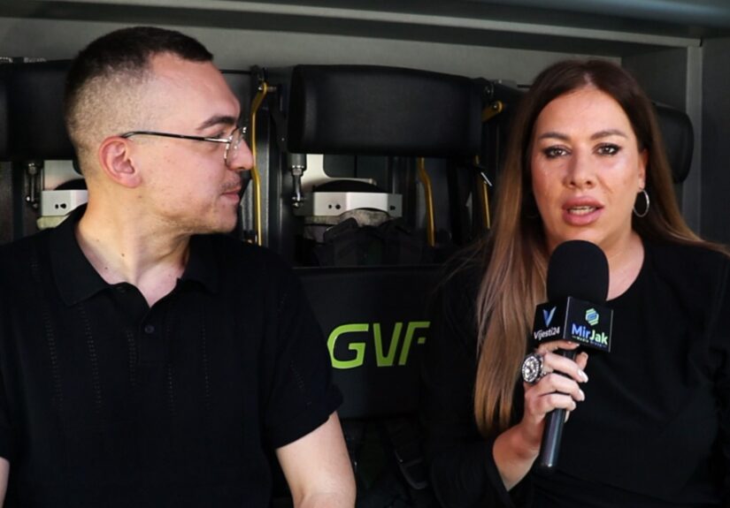 Dragan Grbić i Jelena Matošević u posjeti Vatrogasnom domu u Banjaluci sa komandantom Miroslavom Malinićem