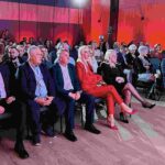 XXI Dani porodicne medicine na Jahorini - Prim. dr Drasko Kupresak i ucesnici konferencije